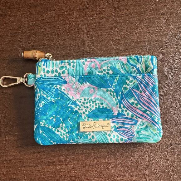 Lilly Pulitzer Handbags - Lilly Pulitzer Zip Wallet -Change Purse Holiday In The Sun Botanical Green NWOT